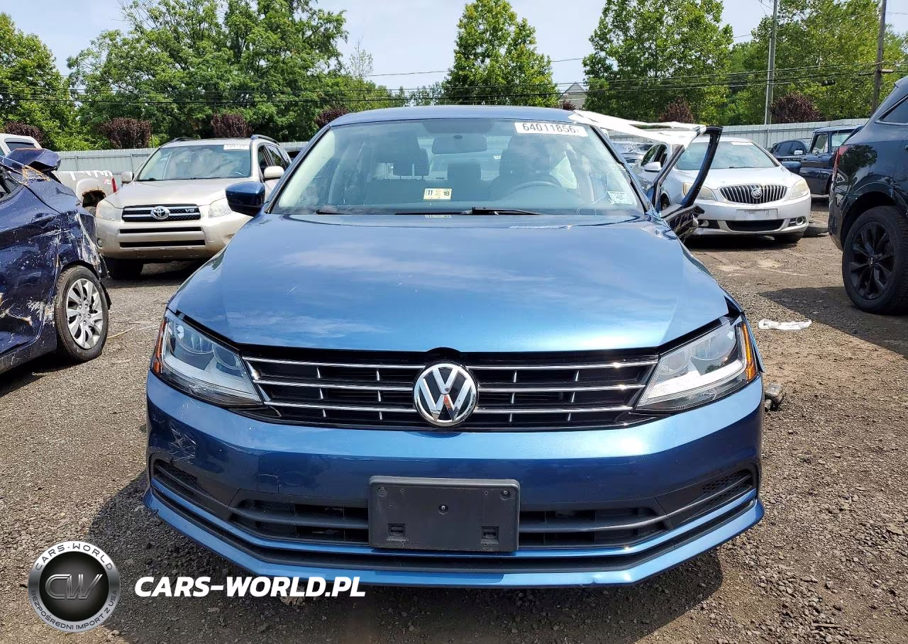 2018 Volkswagen Jetta S VIN:3VW2B7AJ7JM246851 - 5