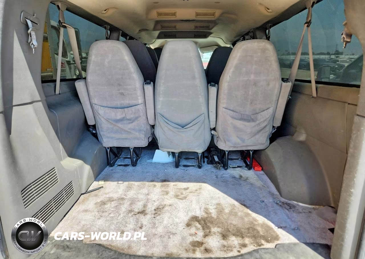 2011 Chevrolet Express G3500 Lt VIN:1GAZG1FG4B1110570 - 10