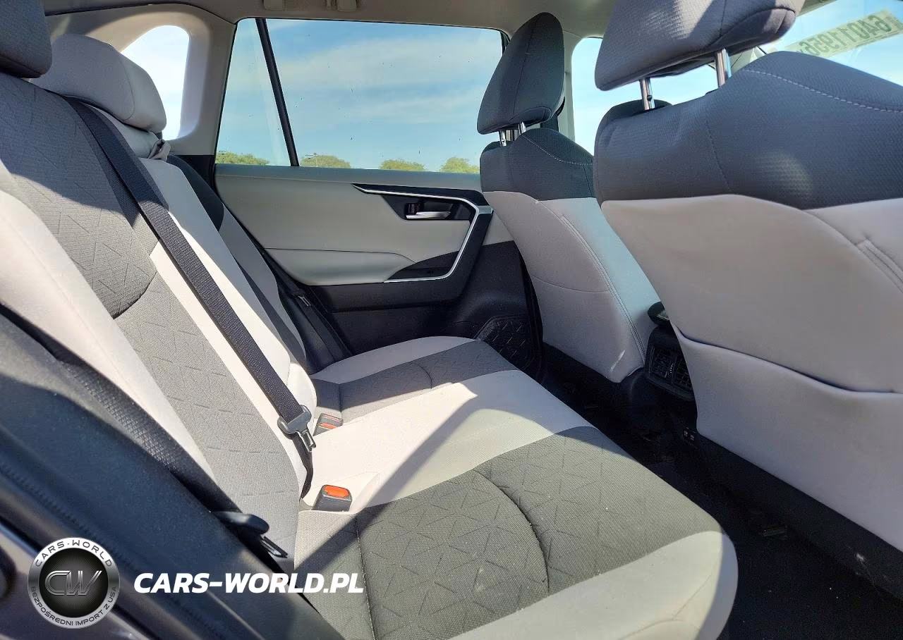 2020 Toyota Rav4 Hybrid Xle VIN:2T3RWRFV0LW051513 - 11