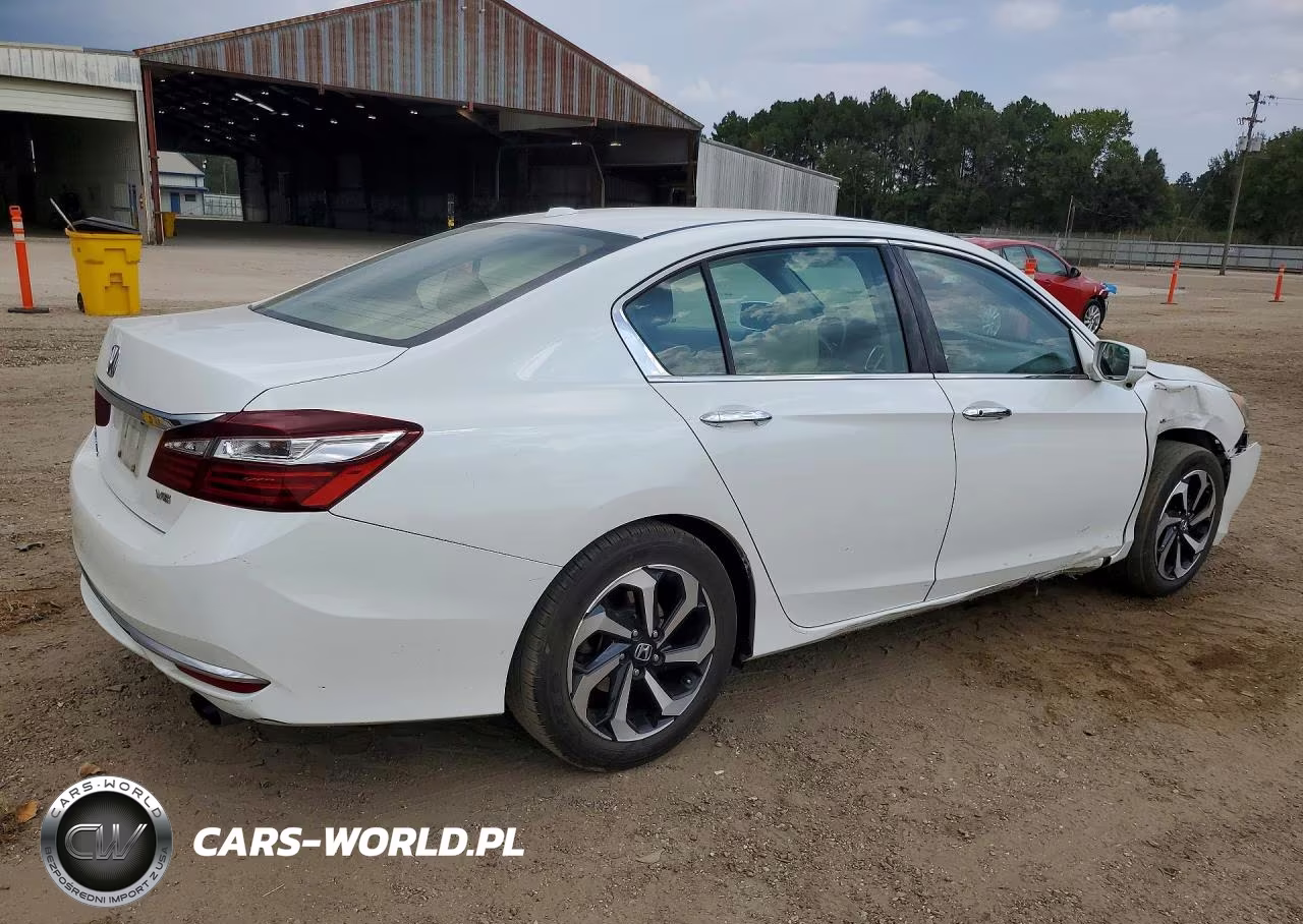 2017 Honda Accord Exl VIN:1HGCR3F88HA023146 - 3