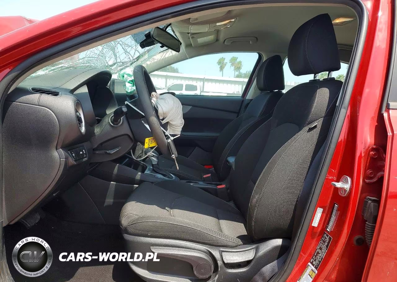 2021 Kia Forte Lxs VIN:3KPF24AD6ME359427 - 7