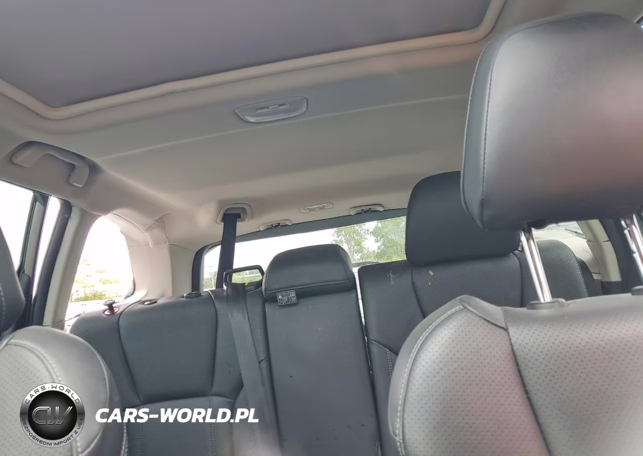 2022 Subaru Forester Touring VIN:JF2SKARC8NH405913 - 10