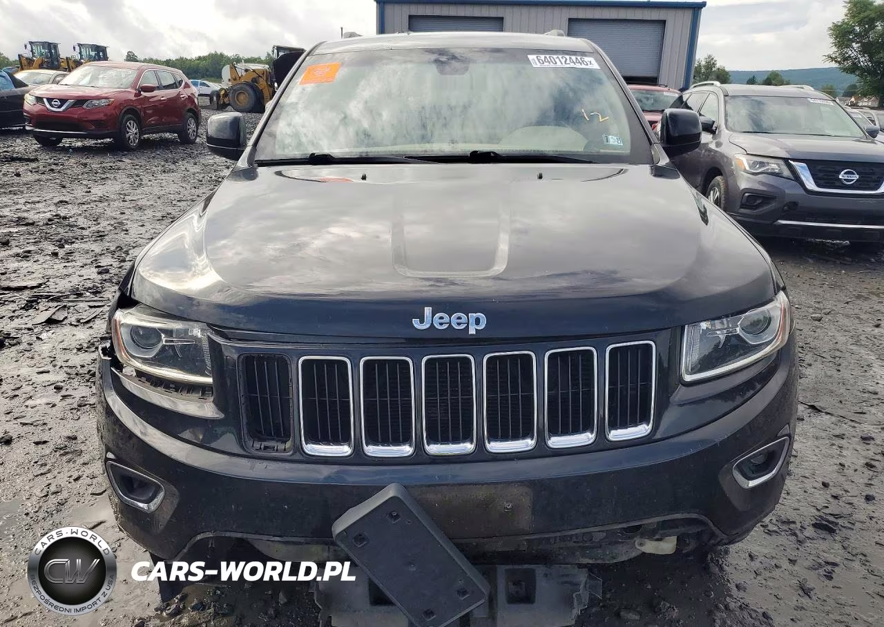2015 Jeep Grand Cherokee Laredo VIN:1C4RJFAGXFC844587 - 5