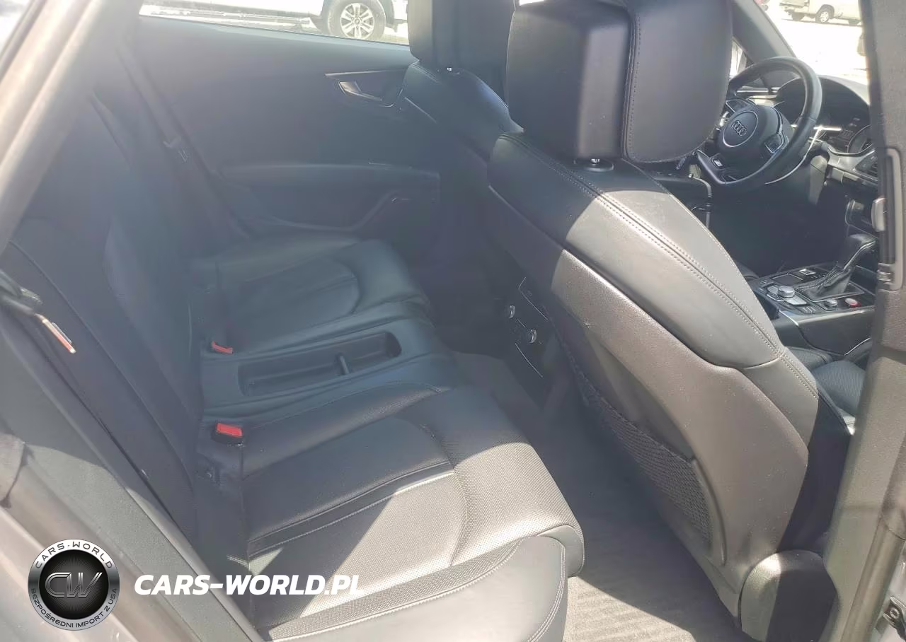 2018 Audi S7 Premium Plus VIN:WAUWFAFC7JN061895 - 10