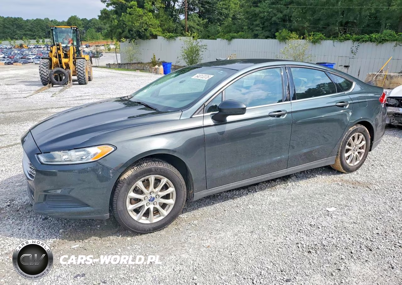 2015 Ford Fusion S – zdjęcie 1 z 12