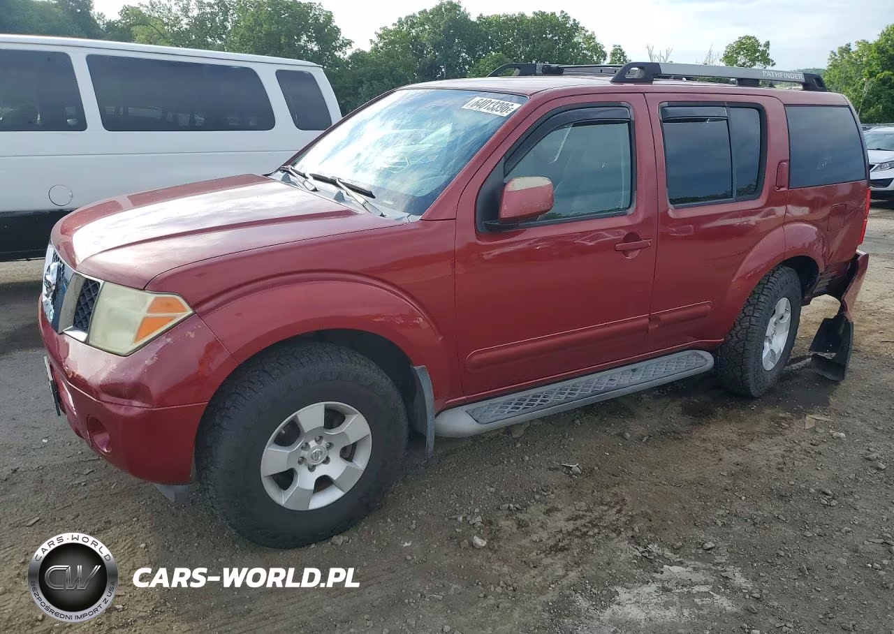 2005 Nissan Pathfinder Xe