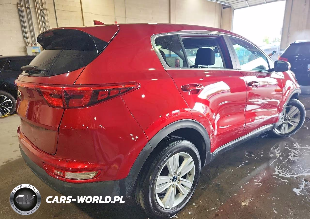 2018 Kia Sportage Lx VIN:KNDPM3AC8J7405805 - 3