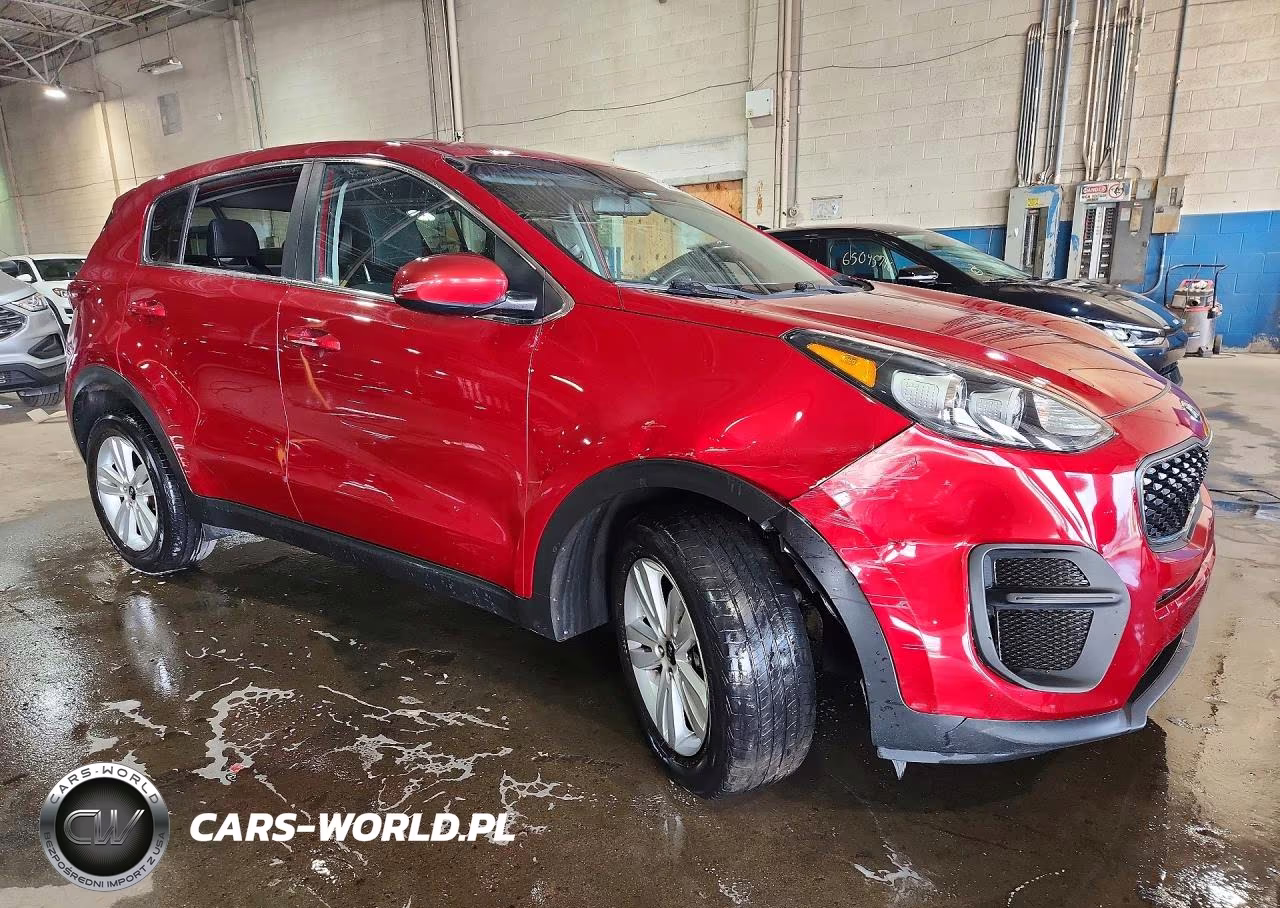 2018 Kia Sportage Lx VIN:KNDPM3AC8J7405805 - 4