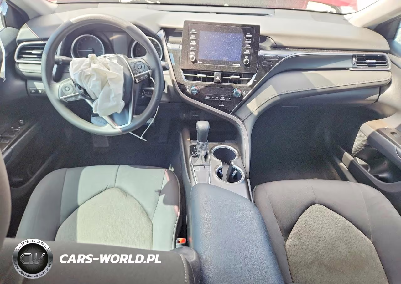 2024 Toyota Camry Le VIN:4T1C11AK8RU211447 - 8