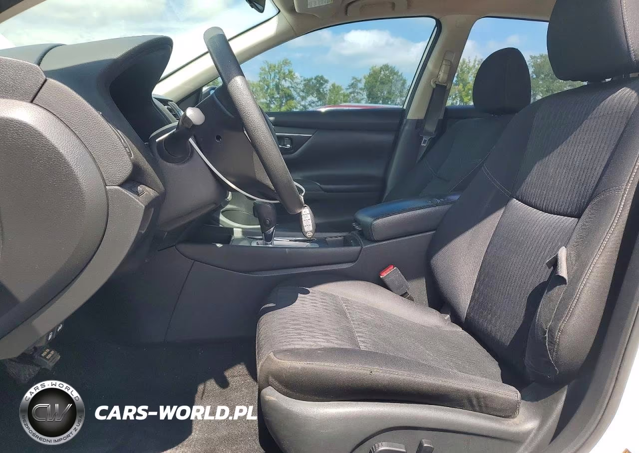 2017 Nissan Altima 2.5 S VIN:1N4AL3AP2HC235153 - 7