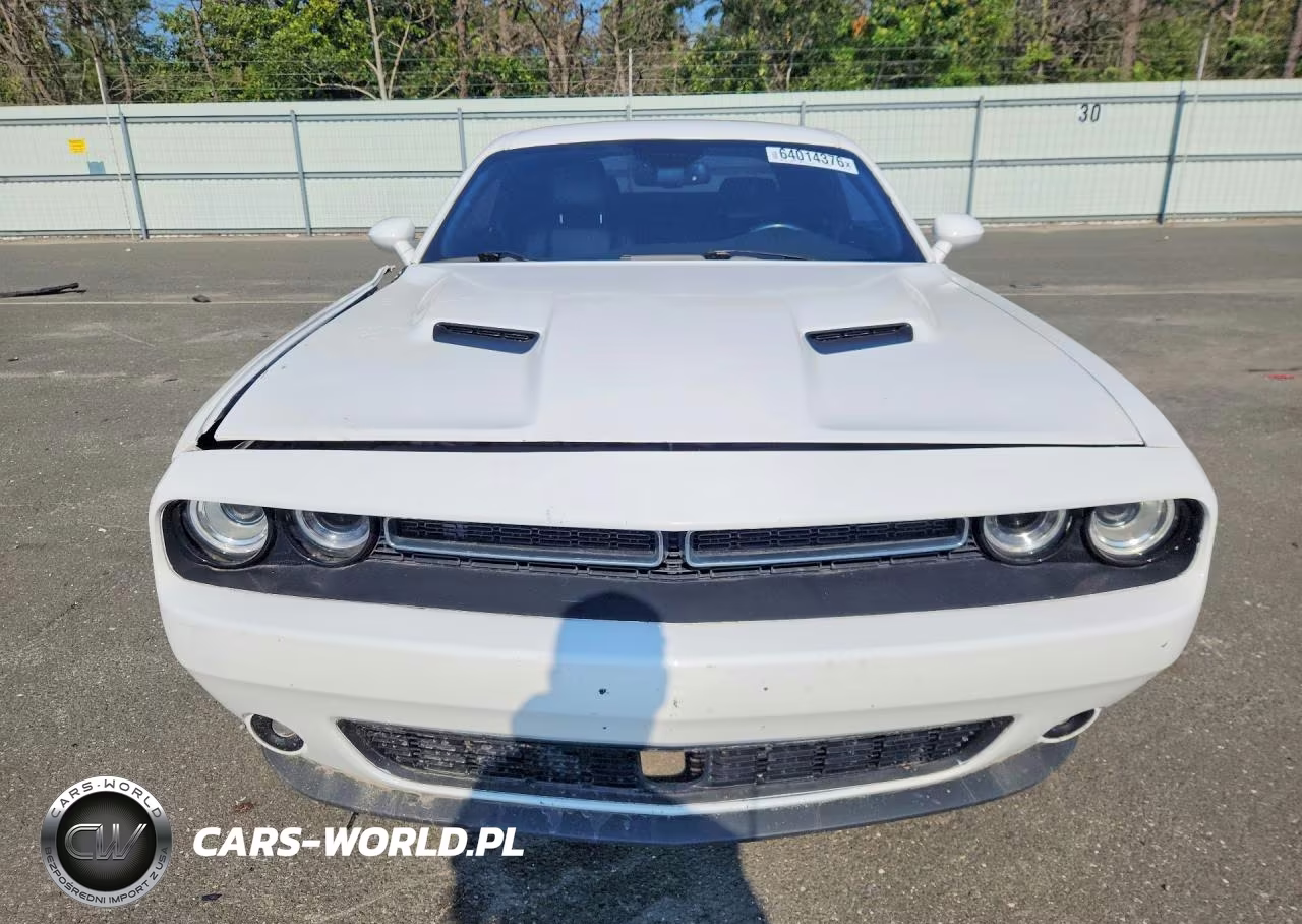 2015 Dodge Challenger Sxt Plus VIN:2C3CDZBG3FH758830 - 5