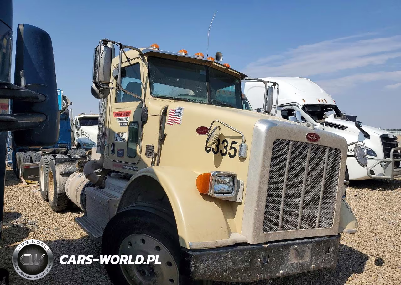 2016 Peterbilt 365 - Semi Truck VIN:1XPSD79X9GD347690 - 4