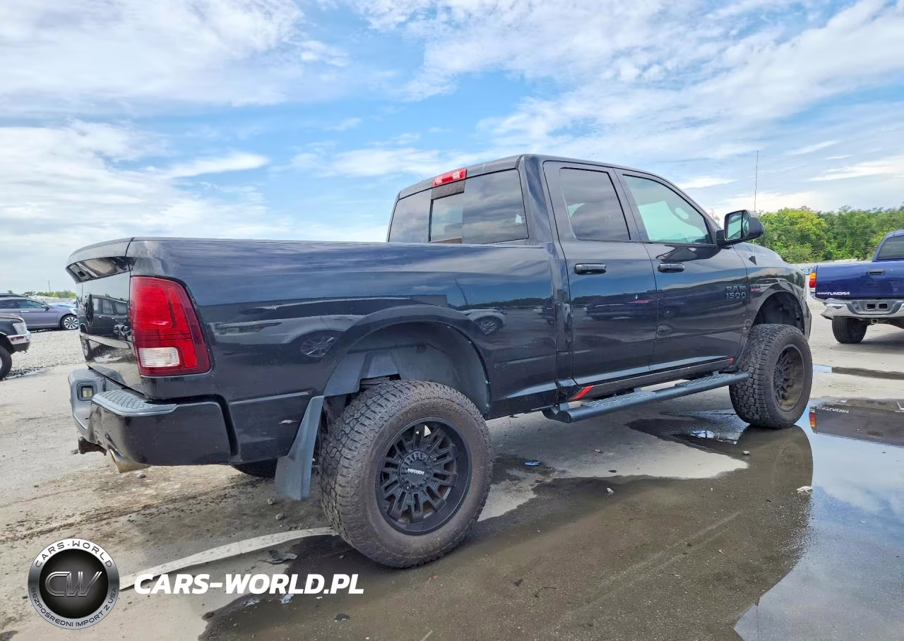 2016 Ram 1500 Sport VIN:1C6RR7HTXGS288376 - 3