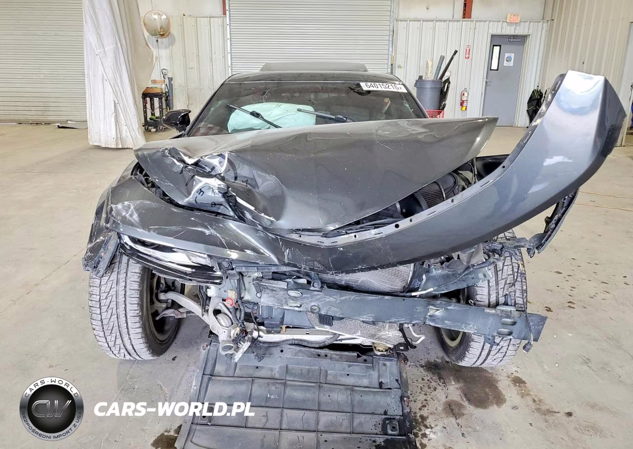 2018 Chevrolet Camaro Lt VIN:1G1FB1RS8J0131704 - 5