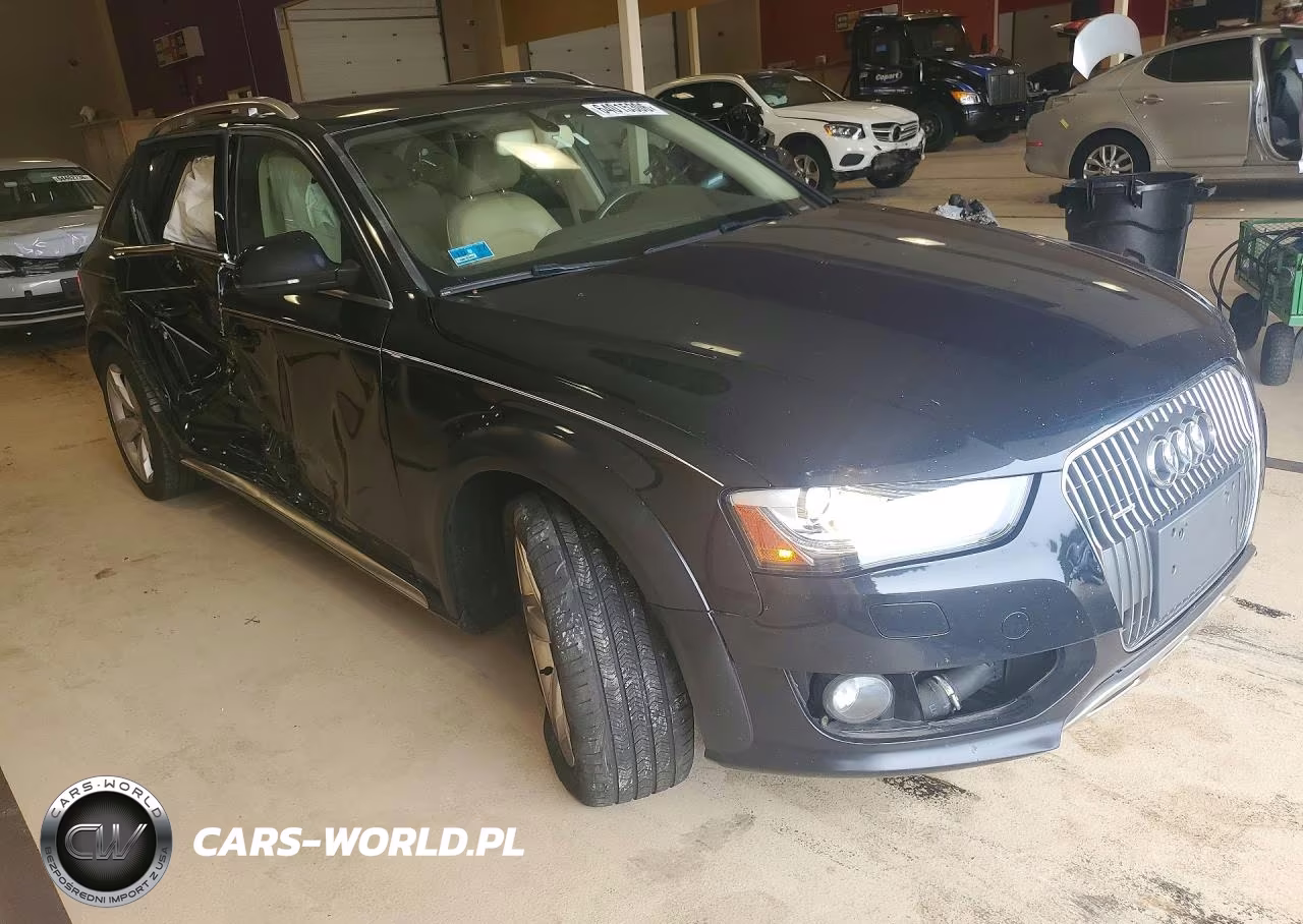 2013 Audi A4 Allroad Prestige VIN:WA1VFAFL8DA130758 - 4