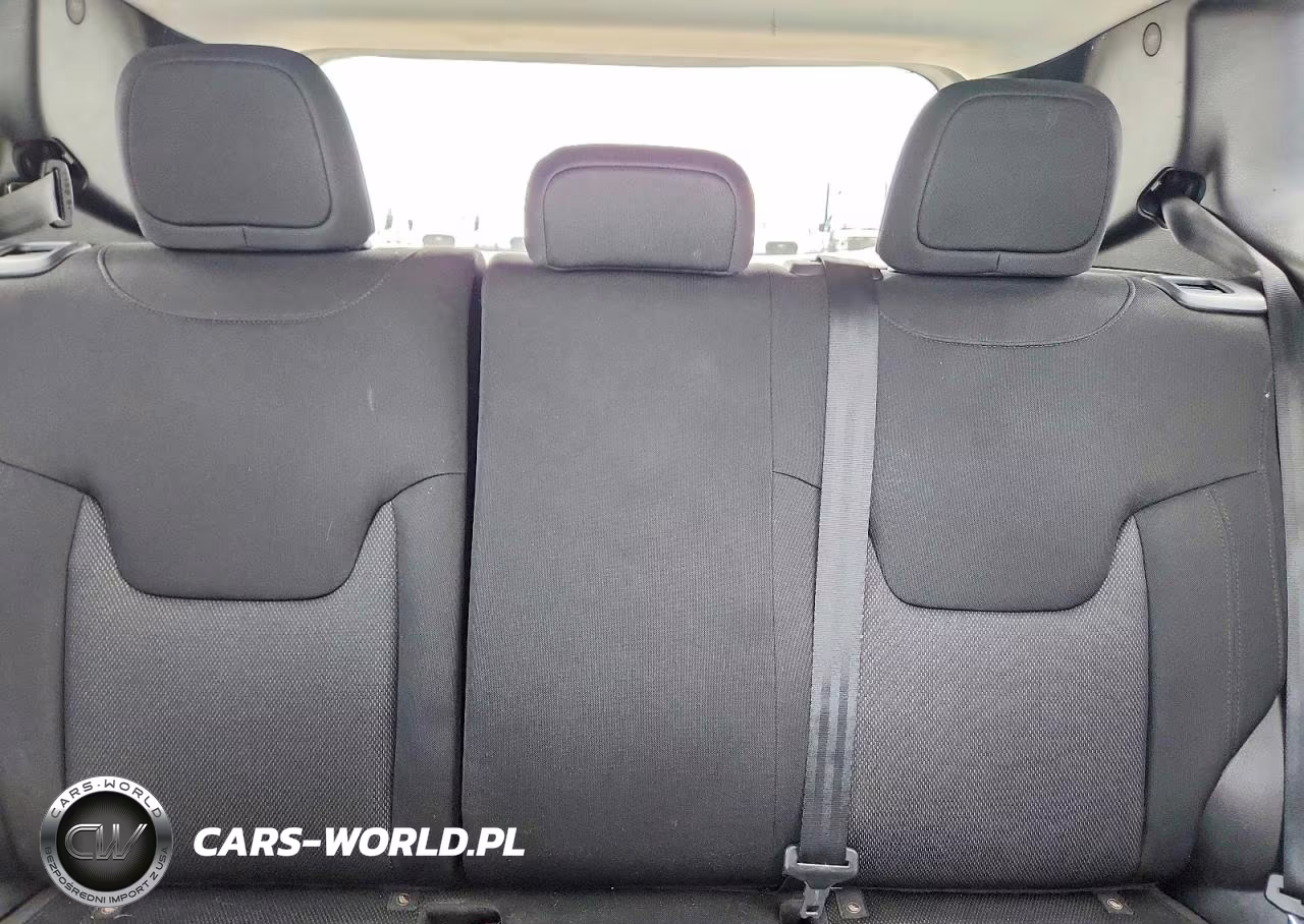 2019 Jeep Renegade Sport VIN:ZACNJAAB0KPK10438 - 10