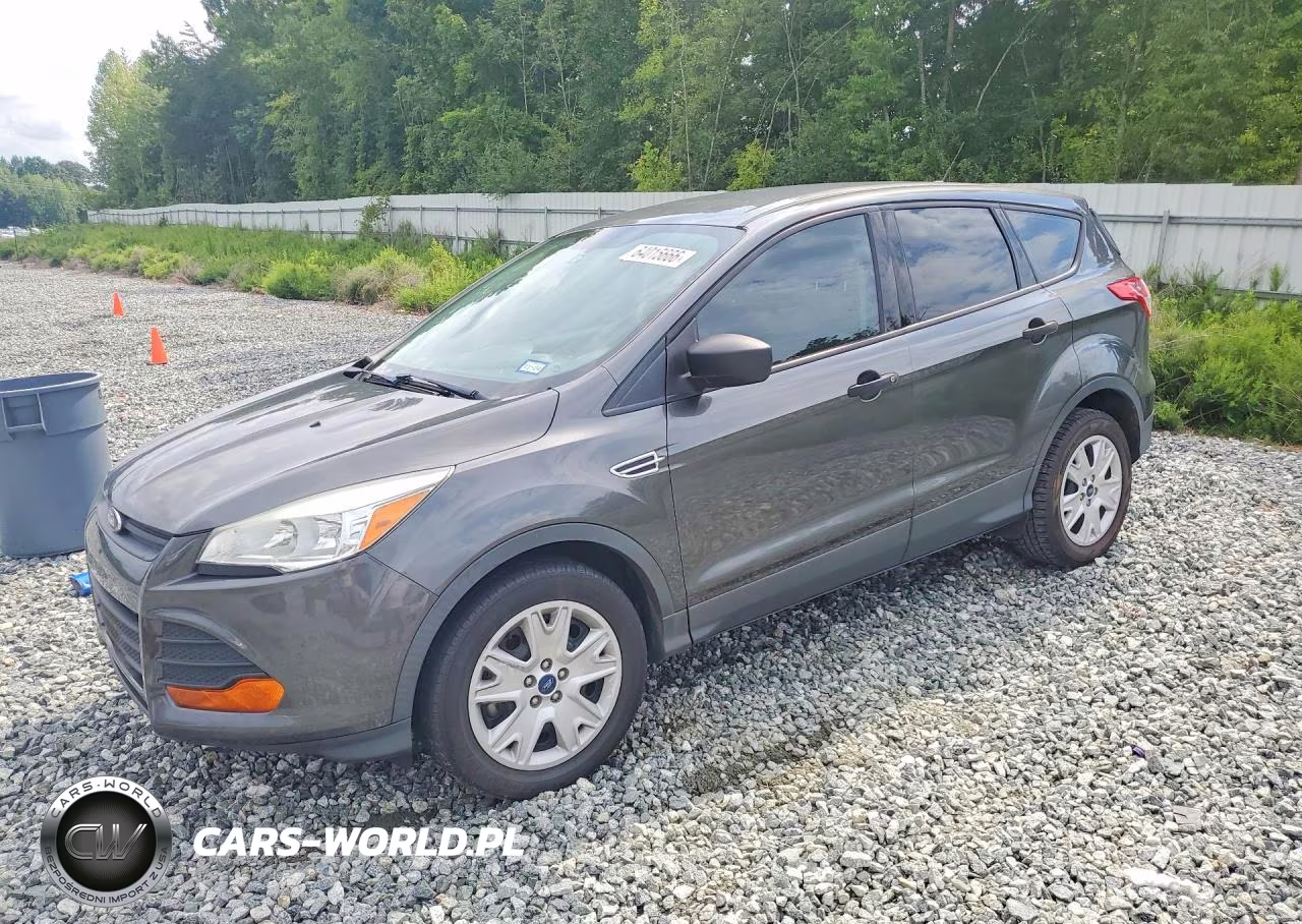 2015 Ford Escape S – zdjęcie 1 z 13