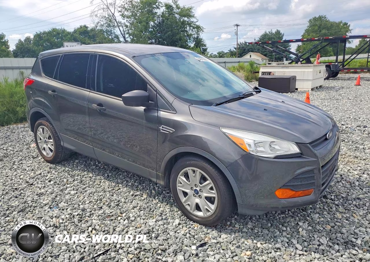 2015 Ford Escape S VIN:1FMCU0F73FUA42150 - 4