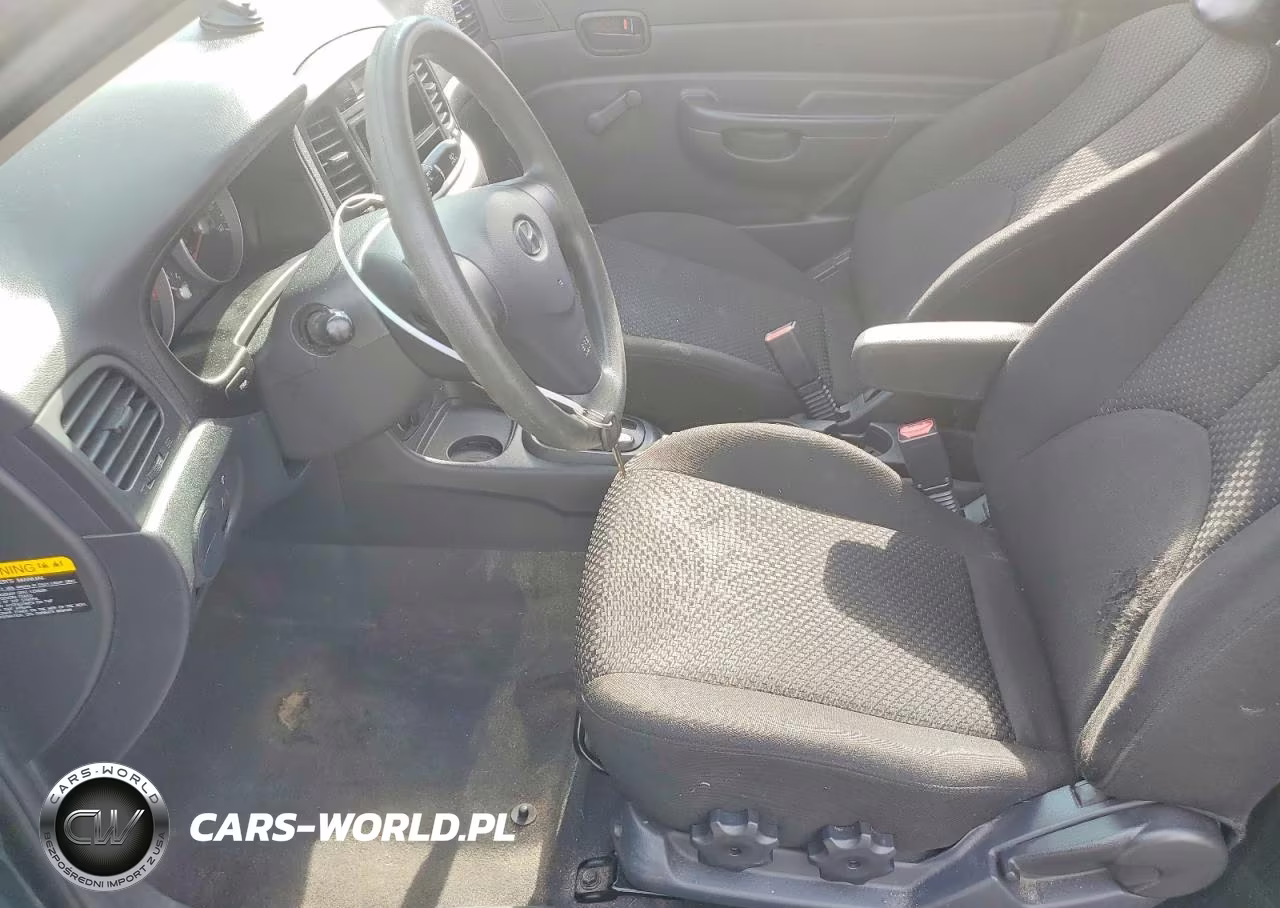 2008 Hyundai Accent Gs VIN:KMHCM36C58U095417 - 7