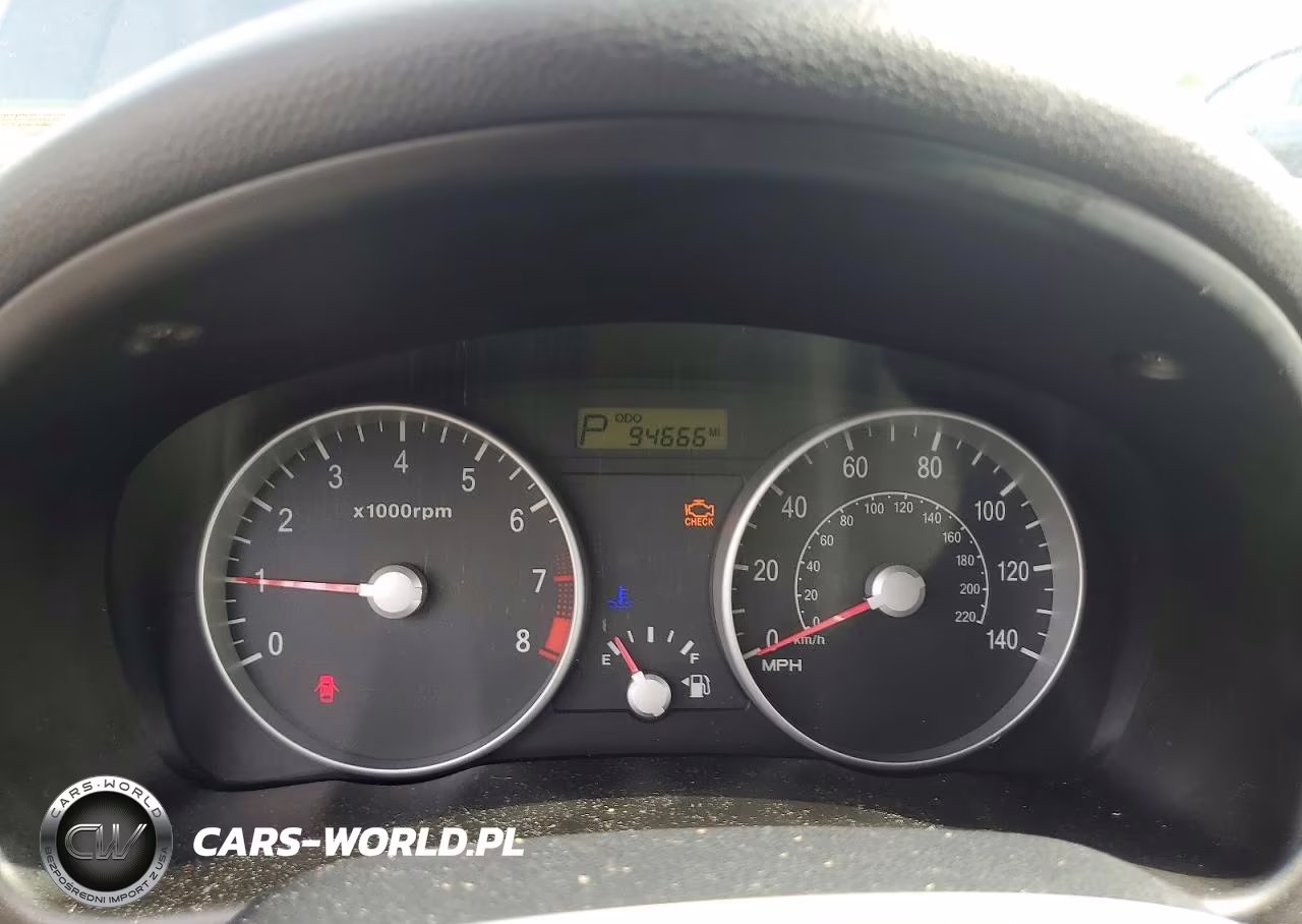 2008 Hyundai Accent Gs VIN:KMHCM36C58U095417 - 9