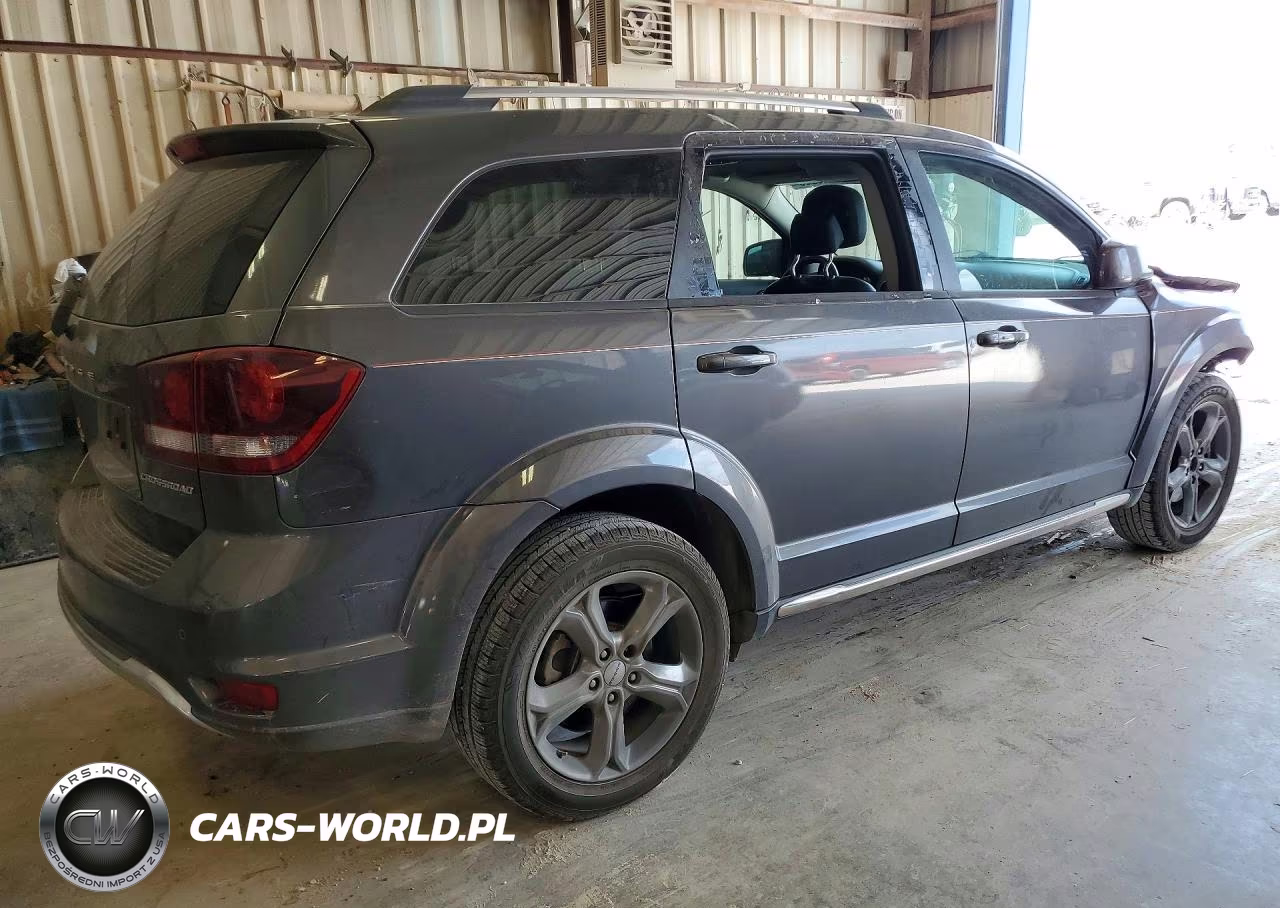 2015 Dodge Journey Crossroad VIN:3C4PDCGB7FT698274 - 3