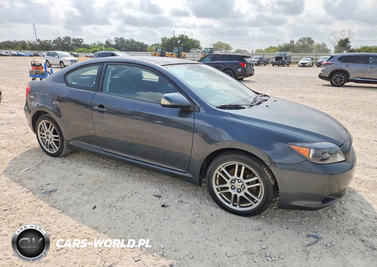 2007 Scion Tc Base VIN:JTKDE167470211055 - 4