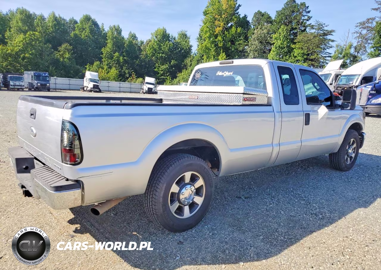 2012 Ford F250 Super Duty VIN:1FT7X2A66CEB73151 - 3