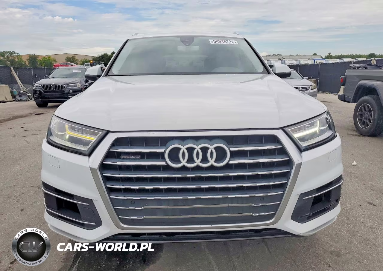 2017 Audi Q7 Premium Plus VIN:WA1LAAF70HD003497 - 5