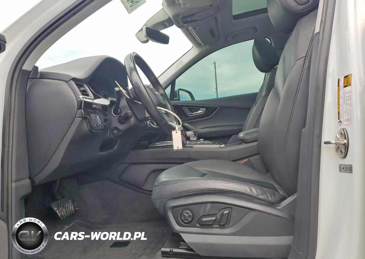 2017 Audi Q7 Premium Plus VIN:WA1LAAF70HD003497 - 7