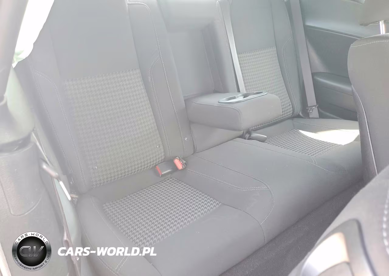2019 Dodge Challenger Sxt VIN:2C3CDZGG5KH706537 - 10