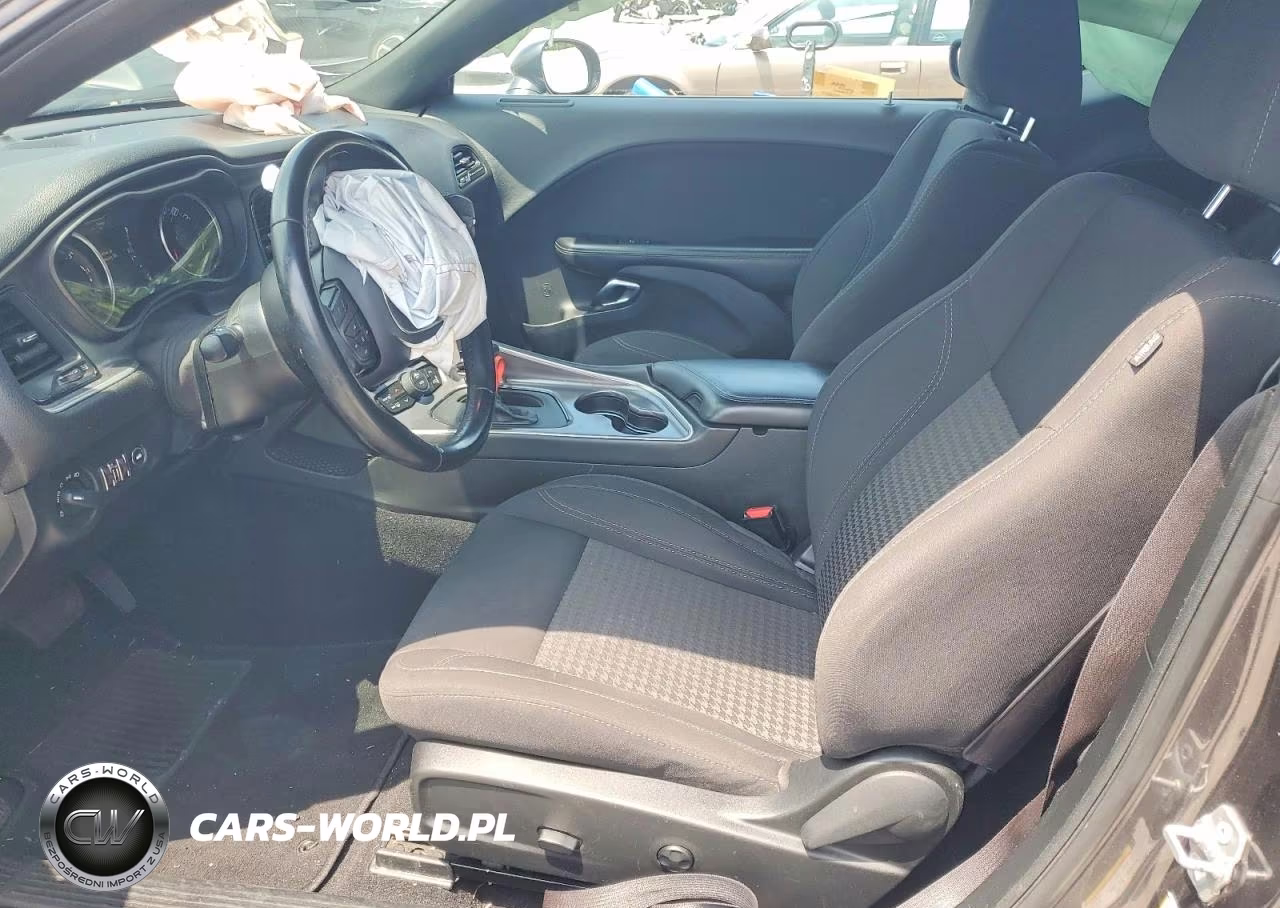 2019 Dodge Challenger Sxt VIN:2C3CDZGG5KH706537 - 7