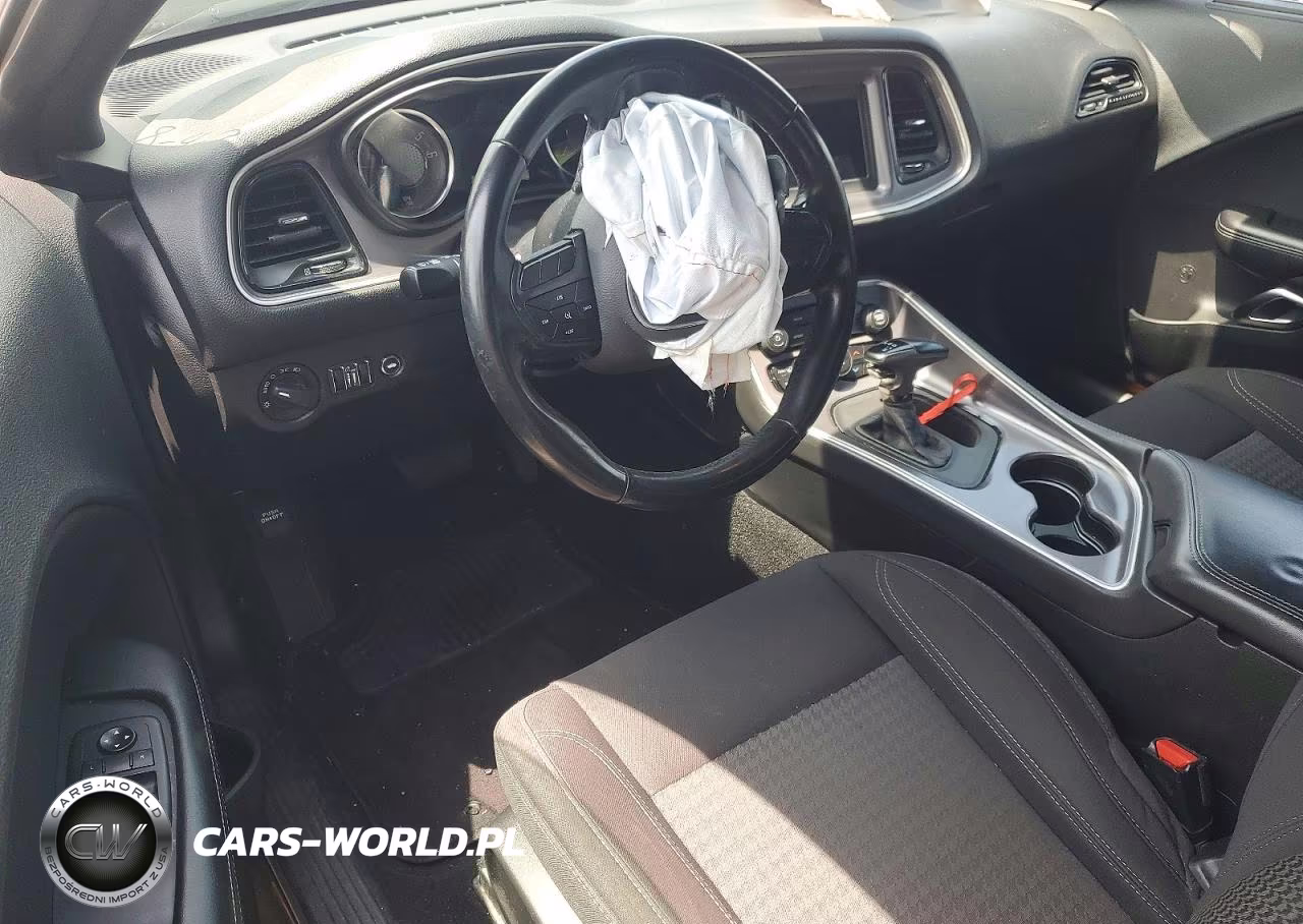 2019 Dodge Challenger Sxt VIN:2C3CDZGG5KH706537 - 8