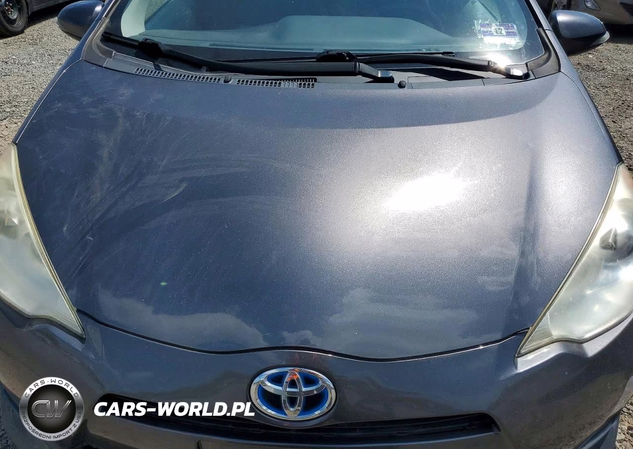 2013 Toyota Prius C VIN:JTDKDTB32D1050758 - 11