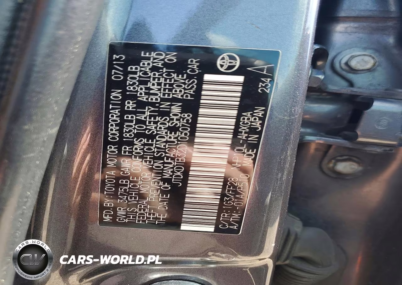 2013 Toyota Prius C VIN:JTDKDTB32D1050758 - 12