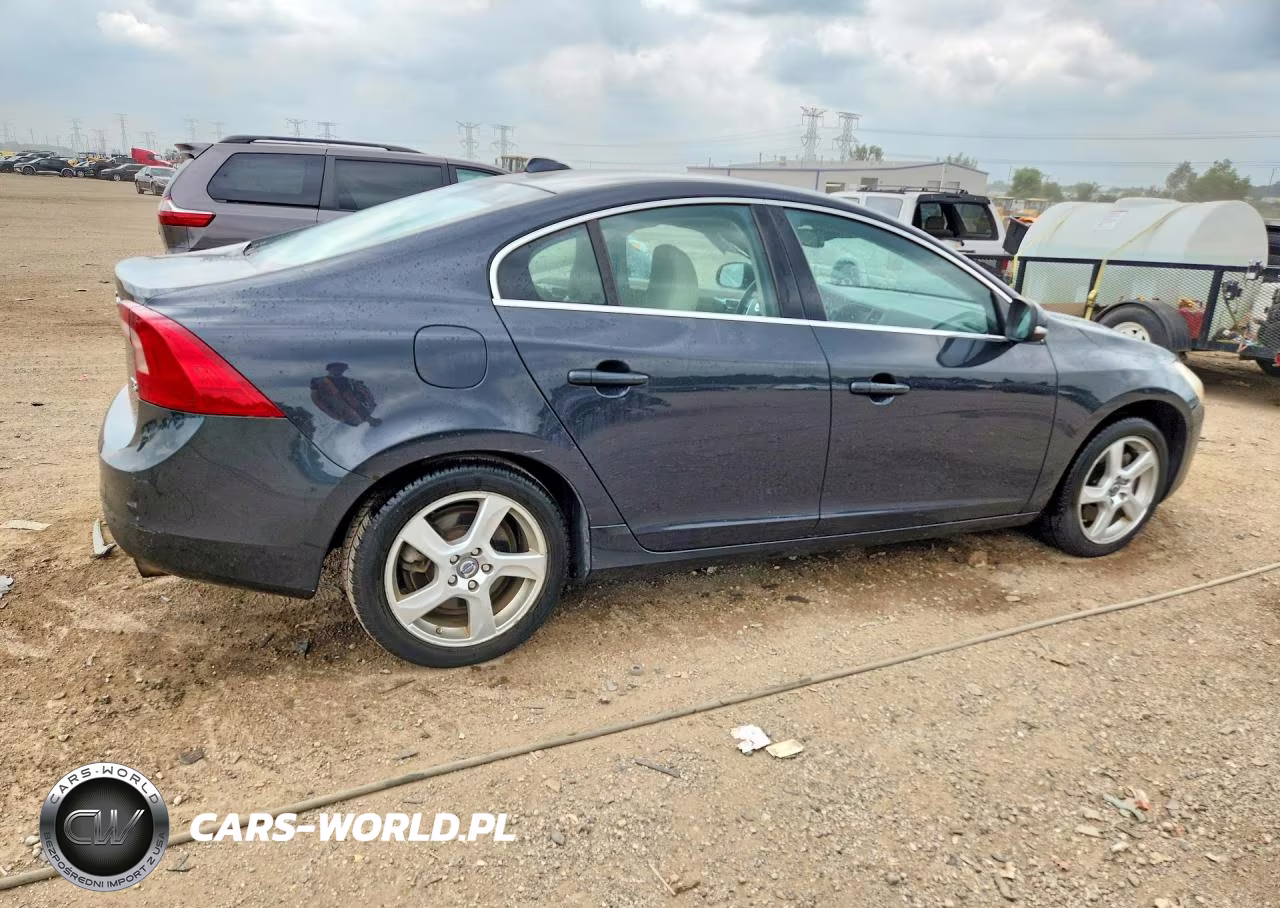 2012 Volvo S60 T5 VIN:YV1622FS2C2046621 - 3
