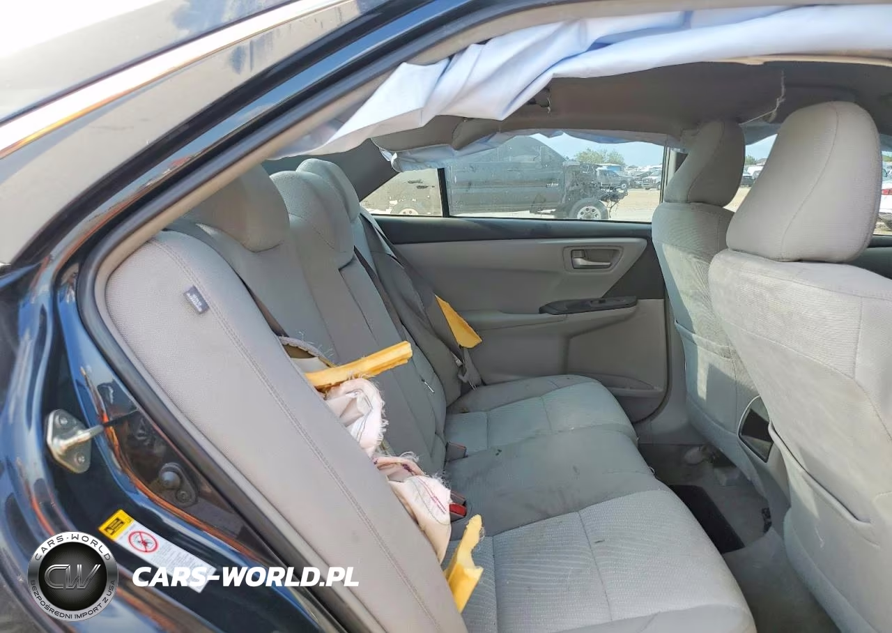 2017 Toyota Camry Le VIN:4T1BF1FK8HU450503 - 10