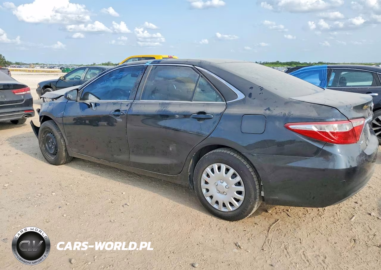 2017 Toyota Camry Le VIN:4T1BF1FK8HU450503 - 2