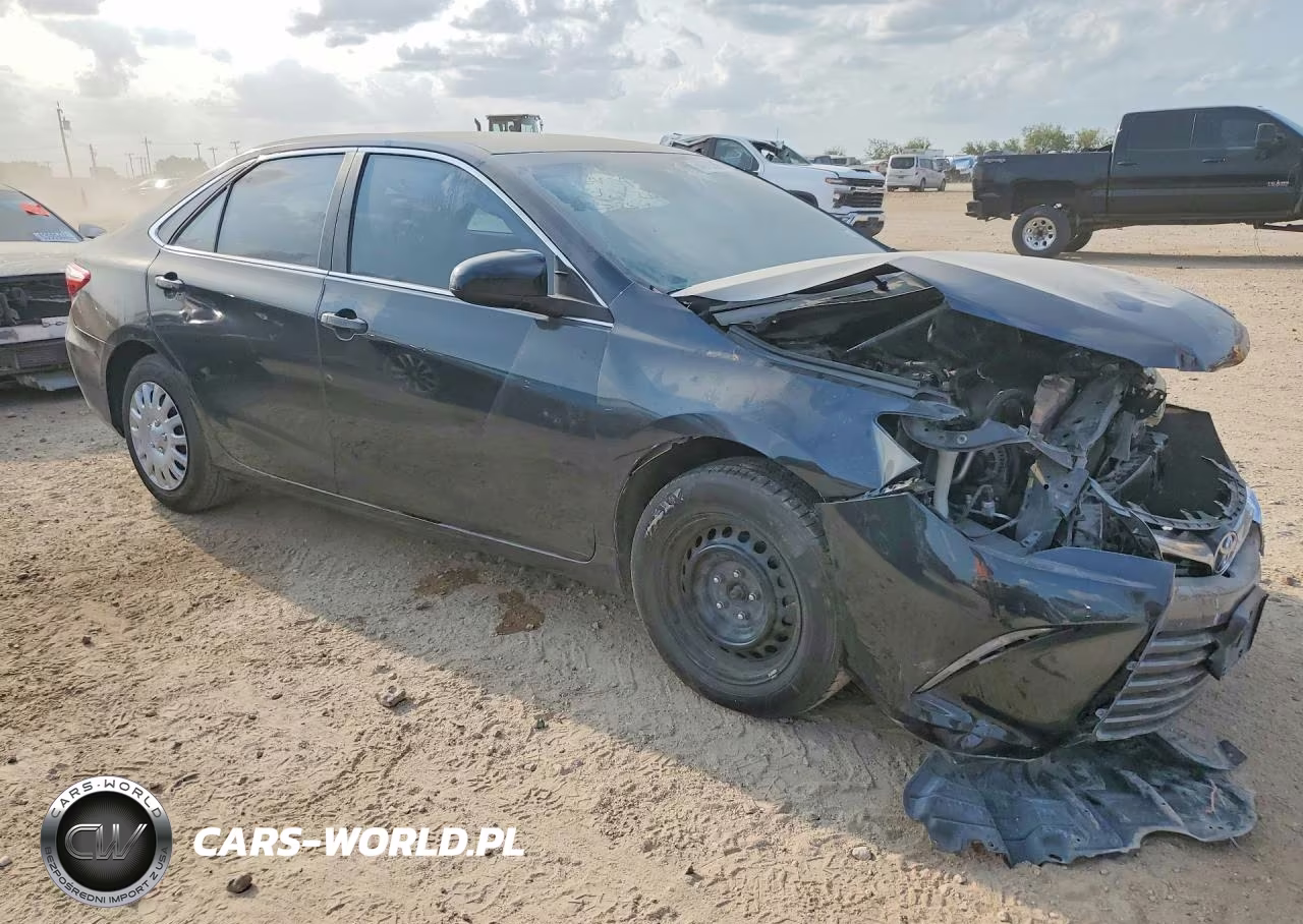 2017 Toyota Camry Le VIN:4T1BF1FK8HU450503 - 4
