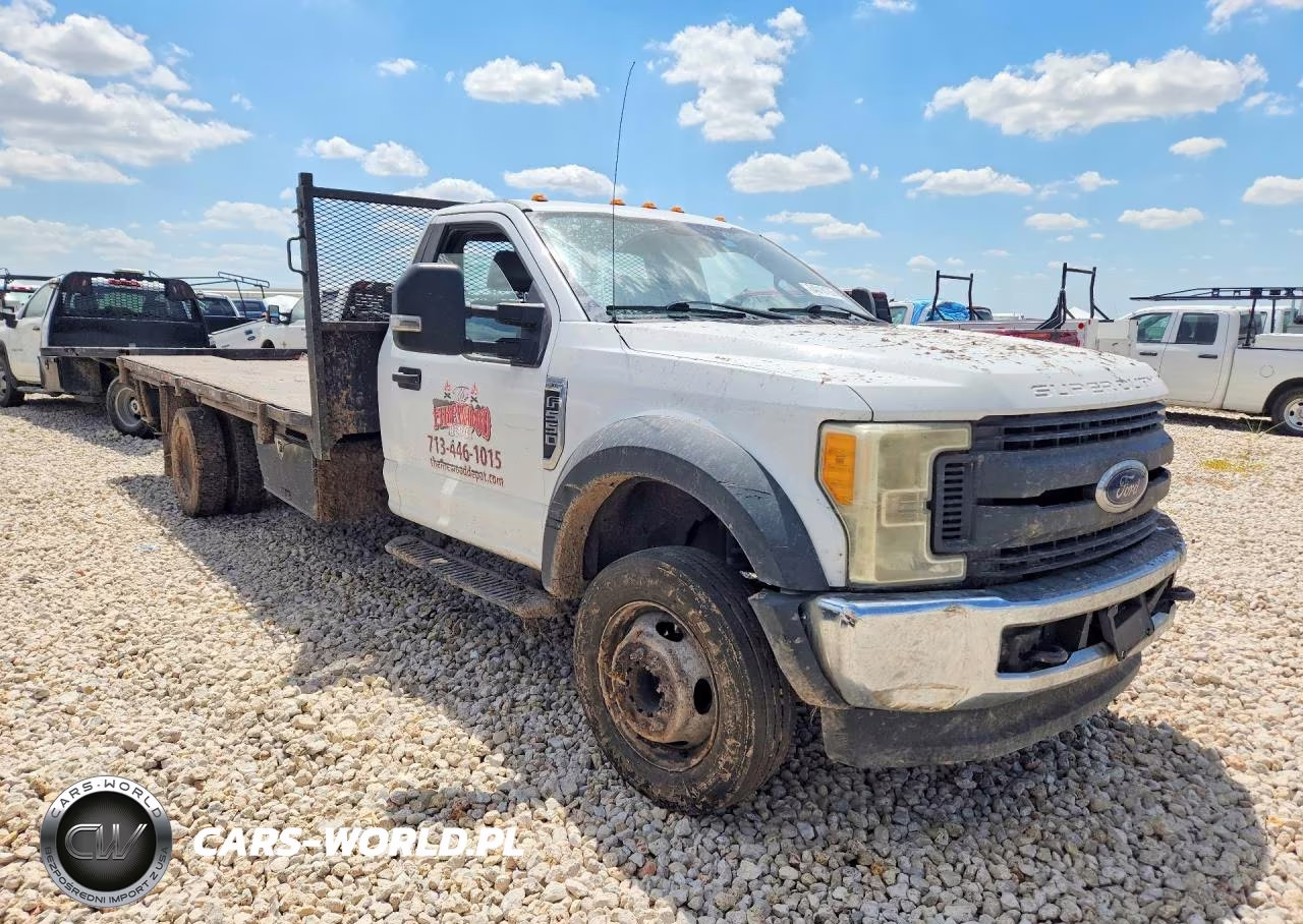2017 Ford F550 Super Duty VIN:1FDUF5GY2HEB24886 - 4