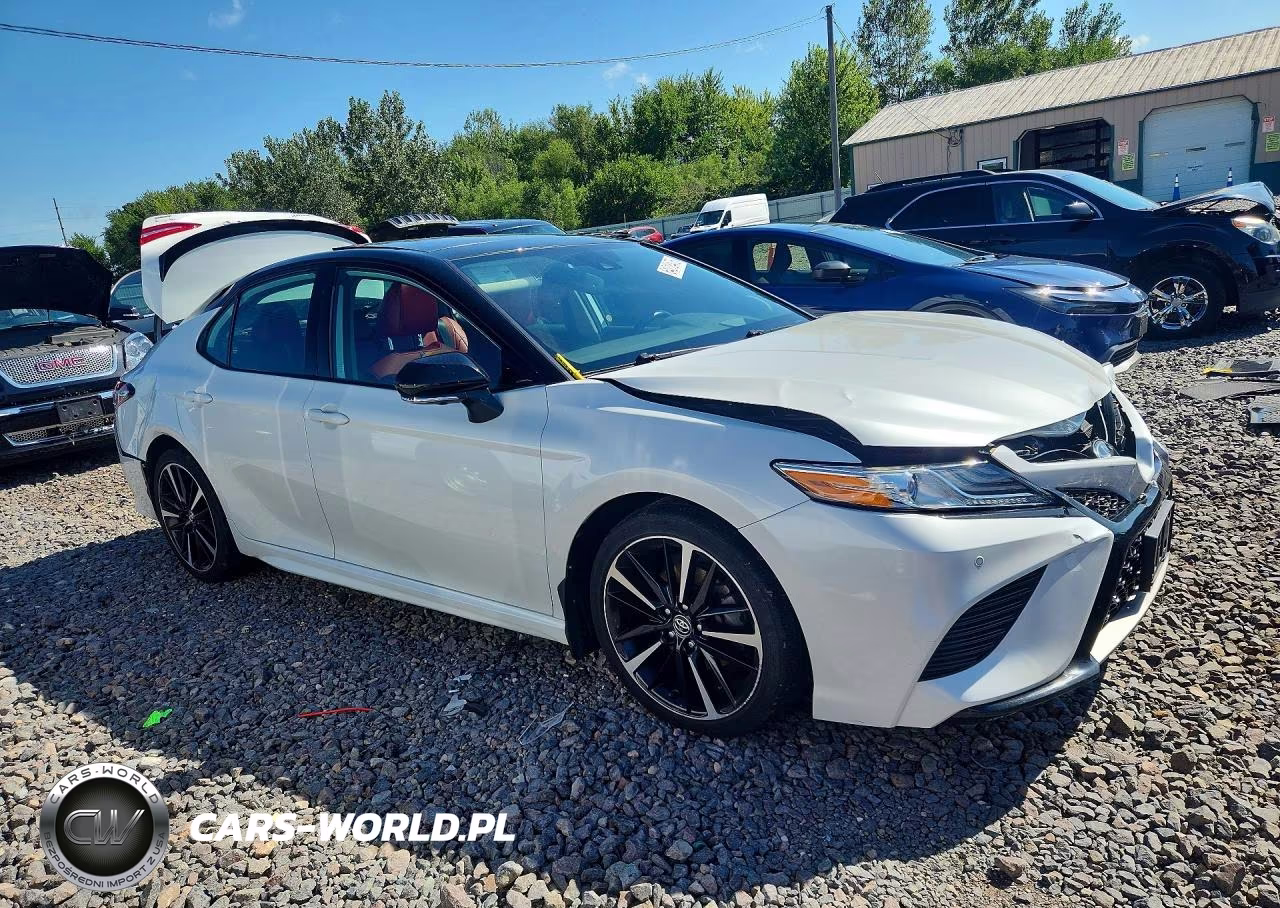 2020 Toyota Camry Xse VIN:4T1K61AK6LU315990 - 4