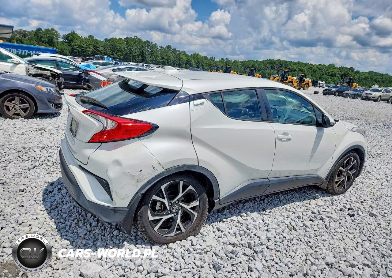 2018 Toyota C-Hr Xle VIN:NMTKHMBX3JR050486 - 3