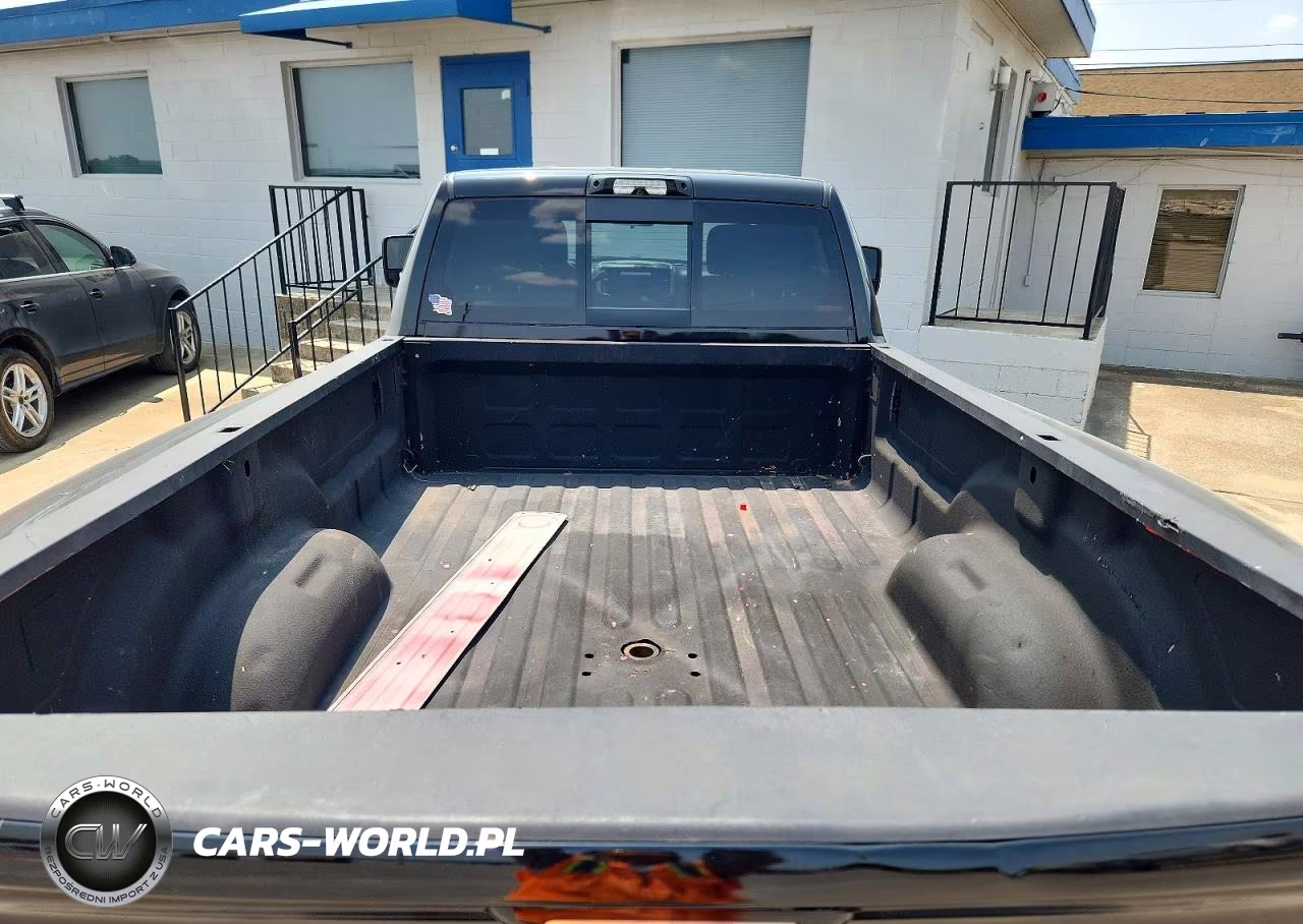 2023 Ram 3500 Tradesman VIN:3C63RRGL1PG625088 - 10