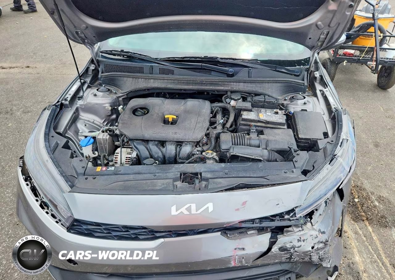2023 Kia Forte Lxs VIN:3KPF24AD7PE663970 - 11