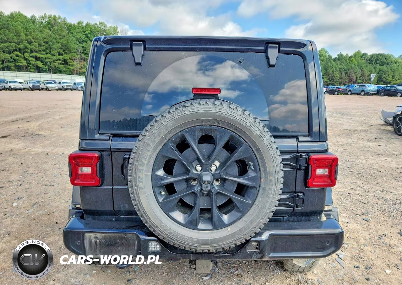 2021 Jeep Wrangler Unlimited Sahara VIN:1C4HJXEN3MW854156 - 6