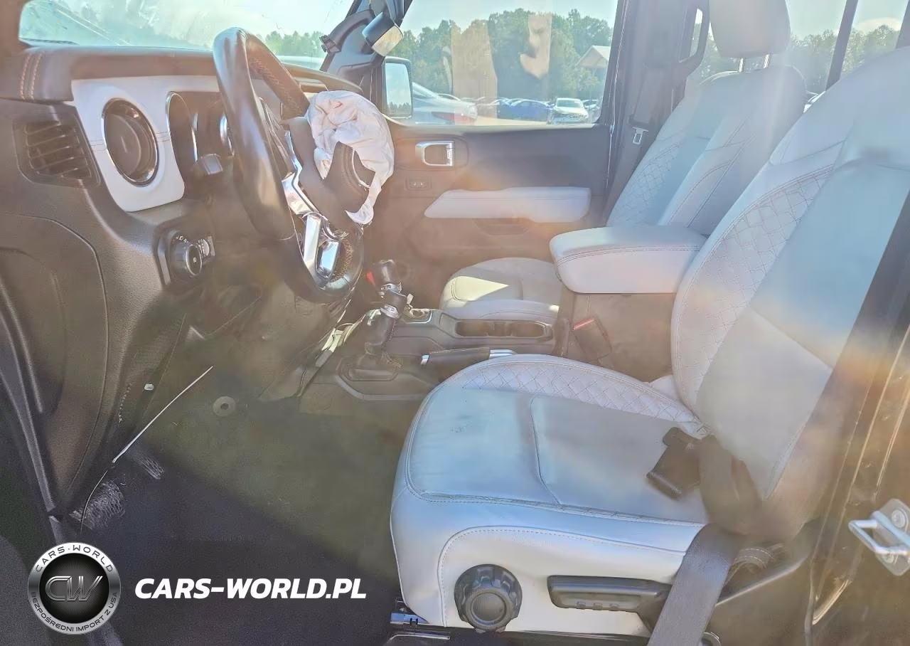 2021 Jeep Wrangler Unlimited Sahara VIN:1C4HJXEN3MW854156 - 7