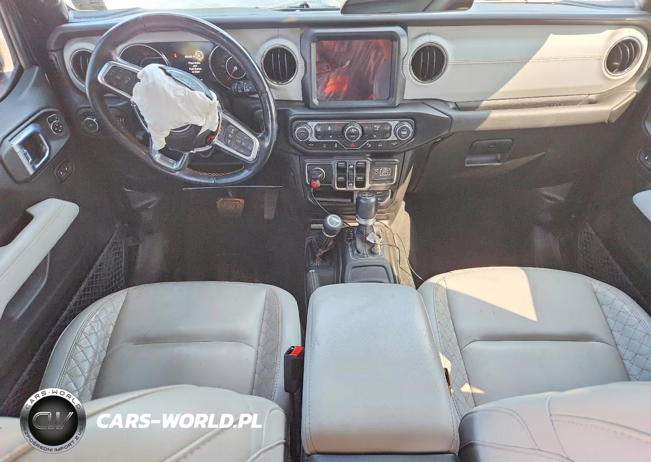2021 Jeep Wrangler Unlimited Sahara VIN:1C4HJXEN3MW854156 - 8