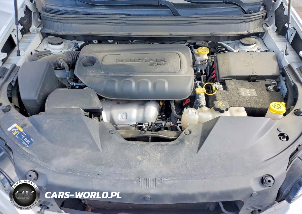 2019 Jeep Cherokee Latitude Plus VIN:1C4PJLLB0KD434232 - 12