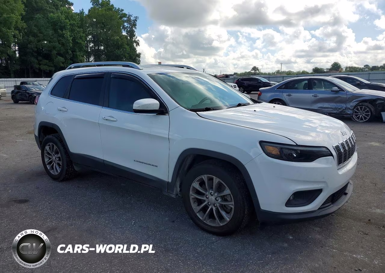 2019 Jeep Cherokee Latitude Plus VIN:1C4PJLLB0KD434232 - 4