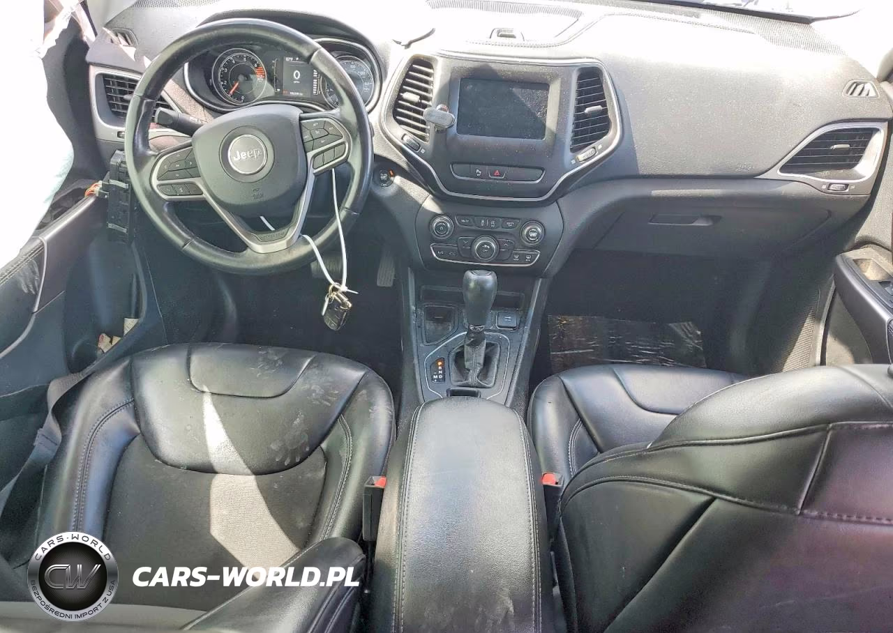 2019 Jeep Cherokee Latitude Plus VIN:1C4PJLLB0KD434232 - 8