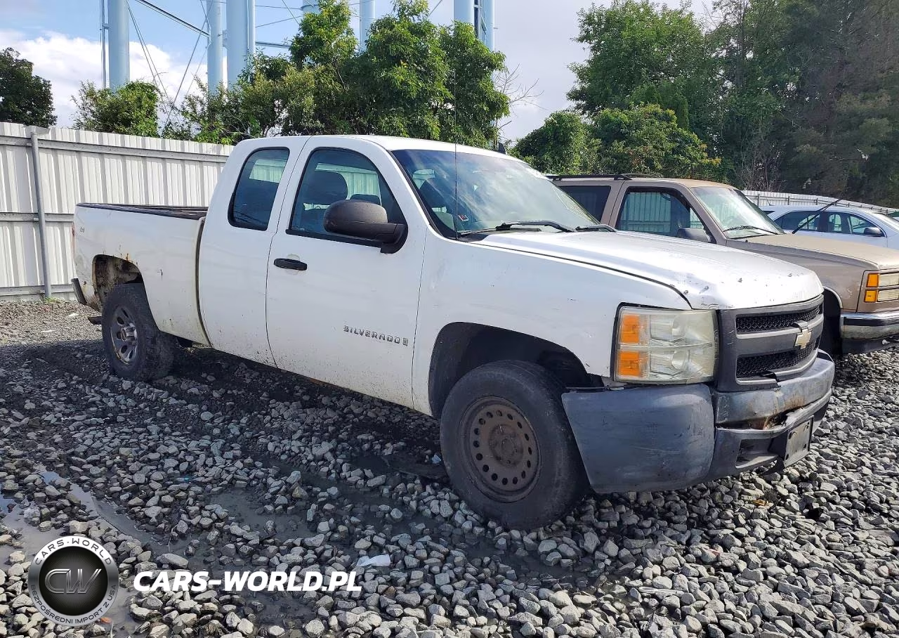 2007 Chevrolet Silverado C1500 Classic VIN:1GCEC19XX7Z639284 - 4
